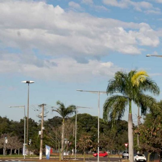 Apesar do sol, previsão não descarta tempestades em MS neste domingo