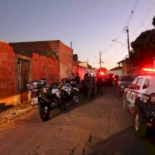 Adolescente é executado com mais de 10 tiros