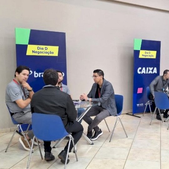 Empresários de Dourados recebem apoio para renegociação de dívidas e acesso a crédito