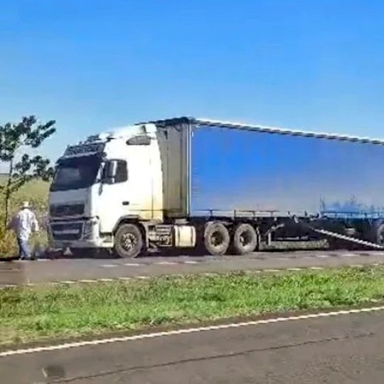 MS: colisão entre carretas deixa um morto e dois envolvidos na BR-163