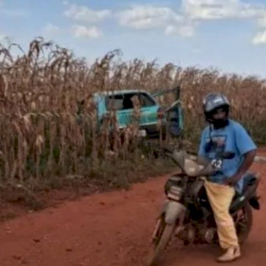 Mulher perde controle da dire&ccedil;&atilde;o e morre ao capotar carro com filhos em Ponta Porã