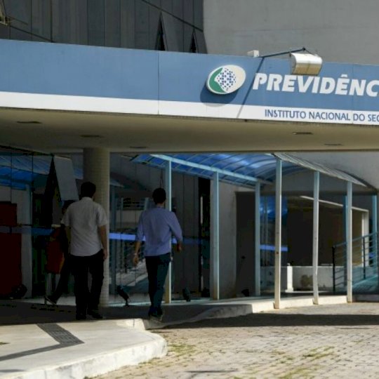 Projeto reforça gratuidade em ligações para centrais do INSS e do Ministério do Trabalho