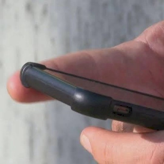 Técnico é preso suspeito de 'vazar nudes' do celular de cliente