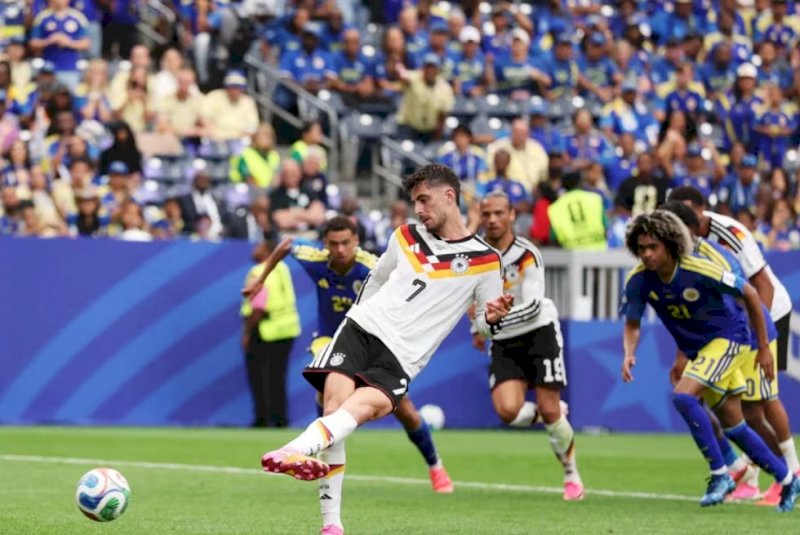 Alemanha repete 7x1 sobre Curaçao, que faz seu primeiro gol em Copas