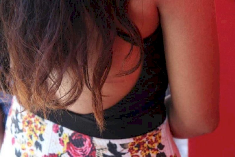 Madrasta é suspeita de bater em enteada autista em Paraíso das Águas; mulher nega