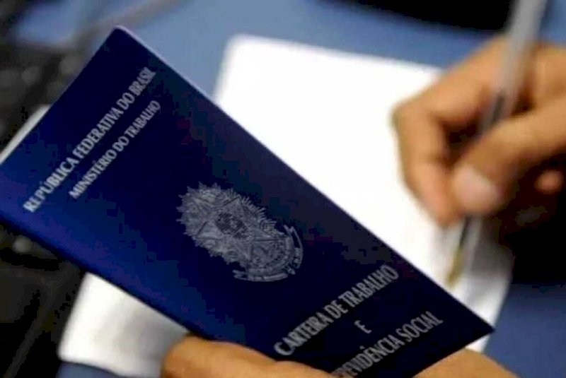 Semana começa com mais de 300 vagas e salários de até R$ 10 mil em MS