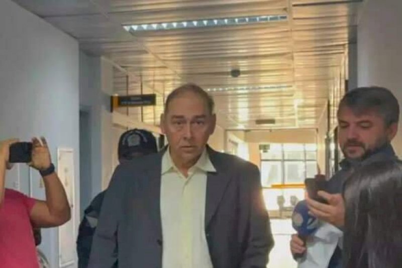 Alcides Bernal morre ap&oacute;s interna&ccedil;&otilde;es por problemas card&iacute;acos
