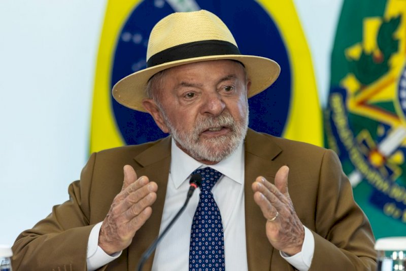 Lula diz que Lulinha vai ser punido se for culpado: 'Só ele sabe a verdade, eu não sei'