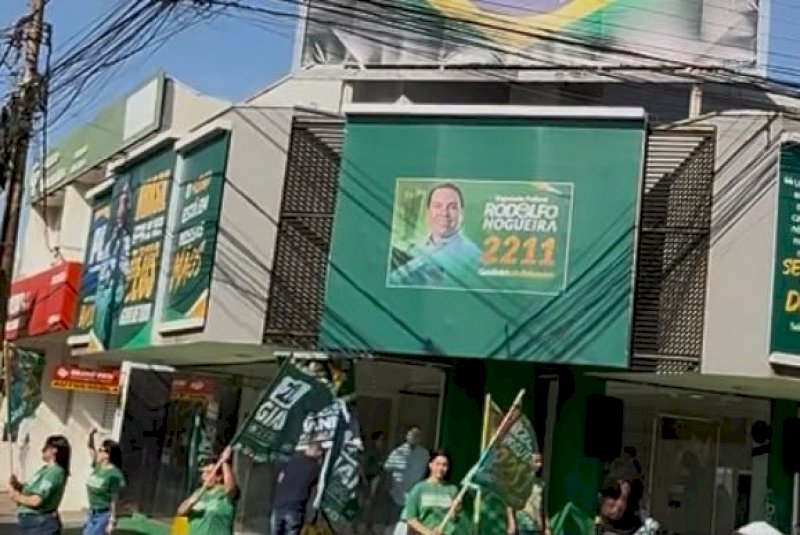 Imagem de Bolsonaro em comitê de Rodolfo Nogueira é denunciada por petista
