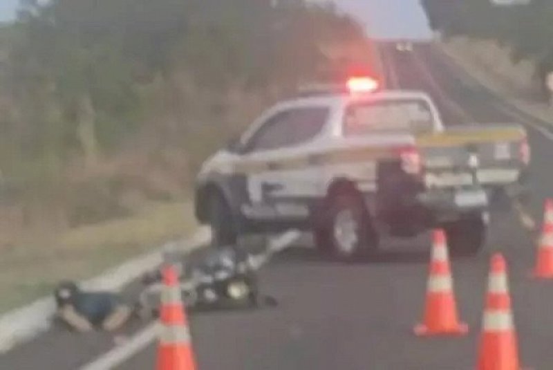 Troca de tiros com policiais deixa dois mortos em rodovia de MS