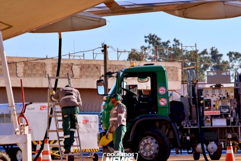 Petrobras reajusta preço médio do querosene de aviação em 13,9%
