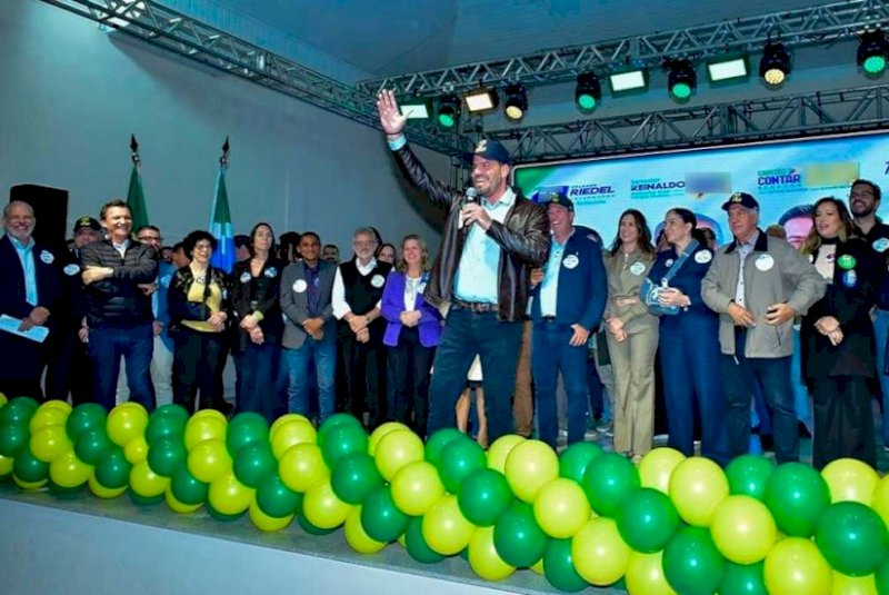 Capitão Contar assina carta com compromissos de pautas cristãs em Campo Grande
