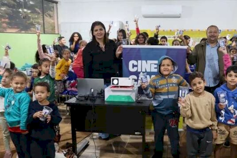 Cine C&acirc;mara transforma plen&aacute;rios em cinemas e atrai 10 mil pessoas