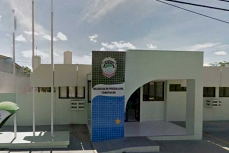 Mulher morre ao carro bater em carreta durante viagem para consulta médica