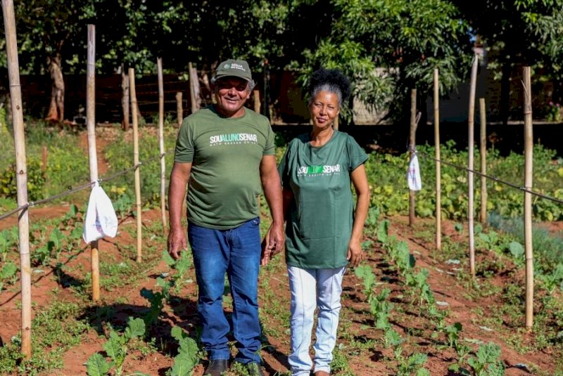 Senar/MS ajuda casal de produtores a abandonar o fiado e recuperar a renda da horta