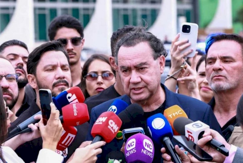 Augusto Cury conversa com Flávio e decide apoiar senador no 2&ordm; turno