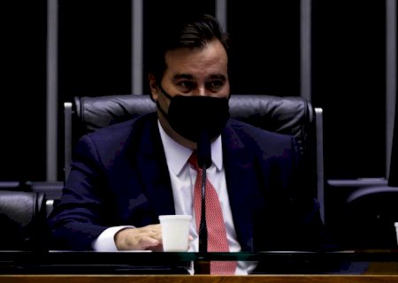 Maia defende diálogo para autorizar vacina do Instituto Butantan