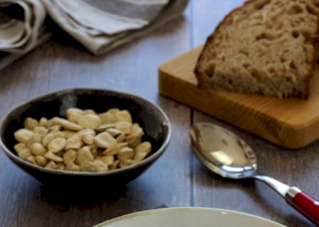 Sopa de bacalhau com chícharos