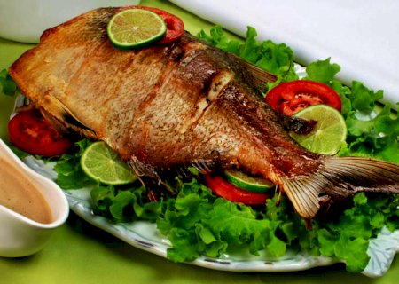Como fazer peixe assado na cerveja