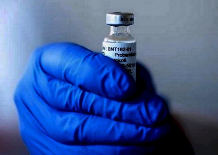 Pfizer propõe ao Brasil vacinar milhões no primeiro semestre de 2021