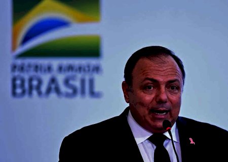 Pazuello reconhece 'repique' da covid-19 e minimiza falta de plano de vacinação