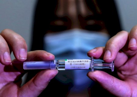 China diz que já vacinou mais de 1 milhão de pessoas e nenhuma reação grave foi detectada