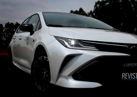 Toyota apresenta o primeiro Corolla GR-S produzido no Brasil