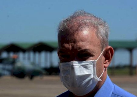 Geraldo Resende embarca para buscar vacinas contra a Covid em São Paulo