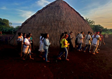 Mesmo com dificuldades, prefeitos começam a planejar vacinação em aldeias de MS