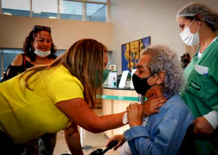 Com tr&ecirc;s stents no cora&ccedil;&atilde;o, Gino &eacute; &ldquo;milagre&rdquo; que venceu a covid por 2 vezes