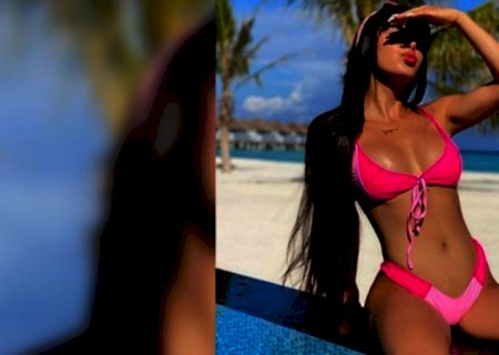 Juliana Caetano ganha brinquedo erótico e confunde com cogumelo