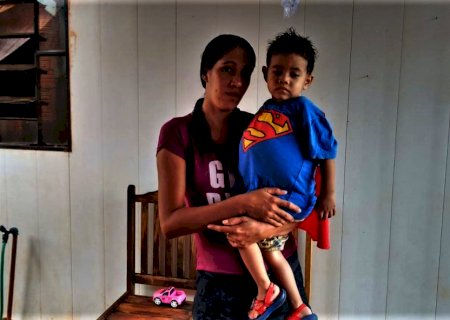 Moradora de Nova Andradina pede ajuda para tratamento de saúde do filho