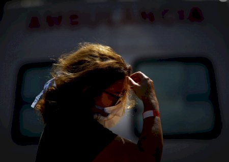 Até 6 de janeiro Fiocruz deve pedir uso emergencial da vacina de Oxford à Anvisa