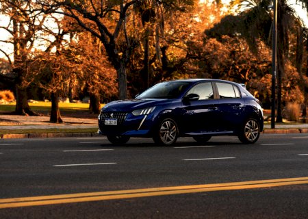 Peugeot sobe preços do novo 208 e encarece revisões