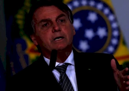 Bolsonaro diz que vacina aprovada pela Anvisa não tem comprovação científica