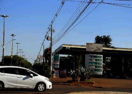 Procon de Dourados fiscaliza postos para evitar aumento de combust&iacute;vel estocado