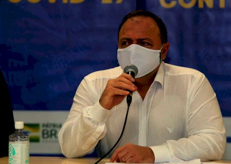 Ministro da Saúde anuncia força-tarefa para acelerar vacinação em Manaus