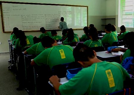 Secretária diz que volta presencial nas escolas estaduais de MS depende do Prosseguir