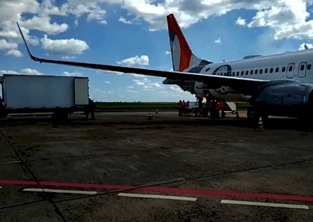 Remessa com mais de 30 mil doses da CoronaVac desembarca em MS