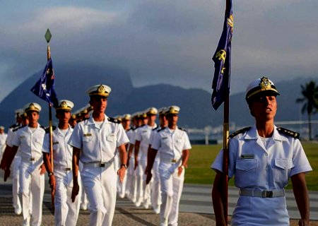 Marinha publica edital para concurso com 750 vagas de nível médio