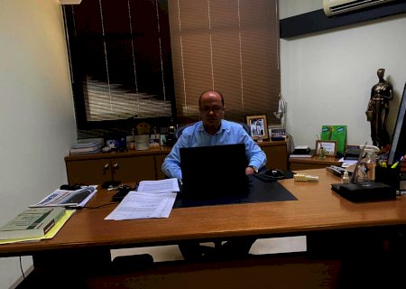 Barbosinha pede ação emergencial para conter abuso das taxas cartorárias no Estado