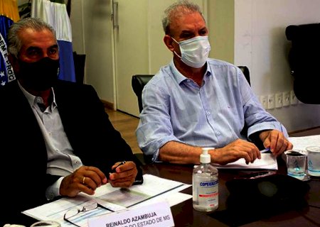 Em Brasília, governador e secretário pedem mais vacinas, UTI's, kit intubação e testes Covid