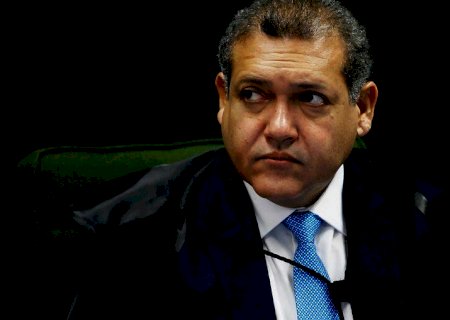 Nunes Marques já pediu arquivamento de ação que interrompia cultos presenciais