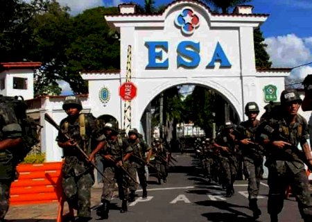 Concurso das Forças Armadas somam mais de 2 mil vagas e salário até R$ 3,8 mil