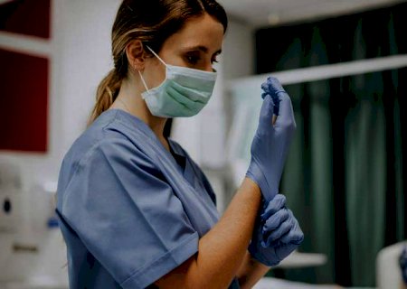 Gratidão e prazer em cuidar do próximo movem escolhas em atuar na Enfermagem