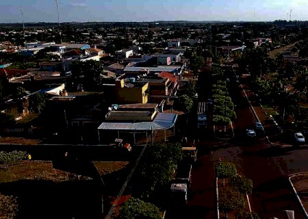 Prefeito tem 24 horas para explicar problemas em compra de R$ 729 mil em alimentos