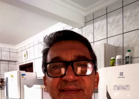 Completa idade nova hoje em Itaporã o gerente do Detran José Marcos Hernando
