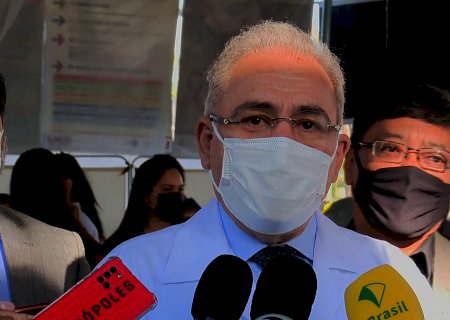 Queiroga sobre estudo para liberar uso de máscara: 'Não há pressa, e isso tem que ser feito com base na ciência'