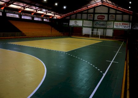 Ginásio de esportes de Itaporã ganha reforma
