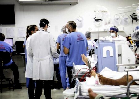 Julho termina com queda de 52% em mortes por covid em MS